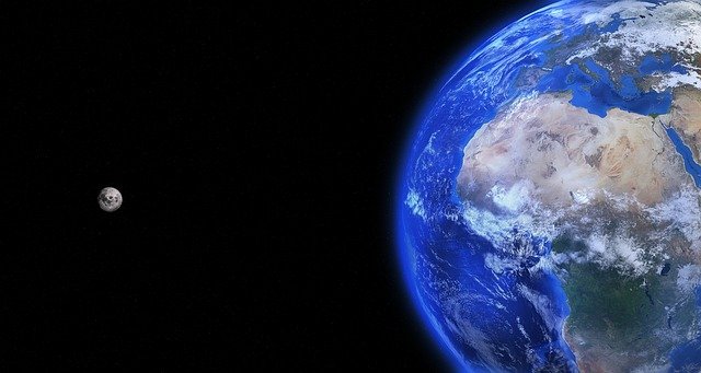 Blue planet image to underline the importance of the blue space effect and vitamin sea for human health
Image by Arek Socha from Pixabay